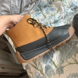 Alpine Mens Full grain leather Tan Gavin Duck Boot Sizes 8.5 AD22MCW003-TAN